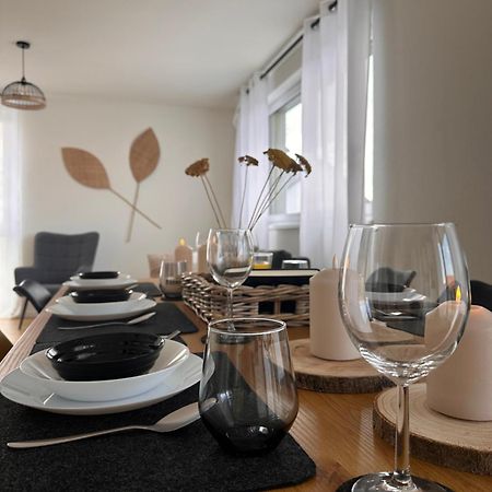 Ferienwohnung Amao-Sepia I 86Qm I King-Size Beds I Netflix I Privat Balcony I Free Parking I Near Europapark Rheinhausen Exterior foto