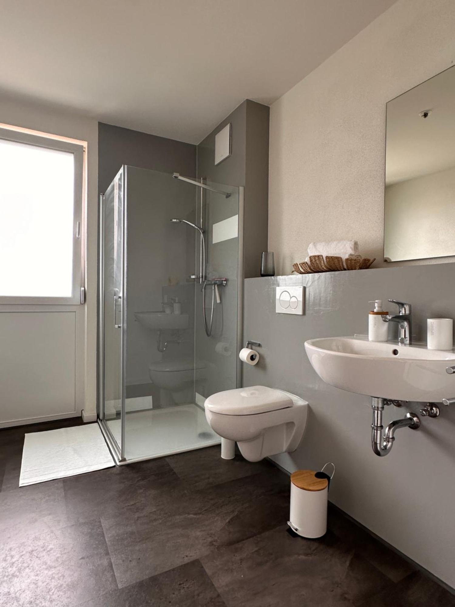 Ferienwohnung Amao-Sepia I 86Qm I King-Size Beds I Netflix I Privat Balcony I Free Parking I Near Europapark Rheinhausen Exterior foto