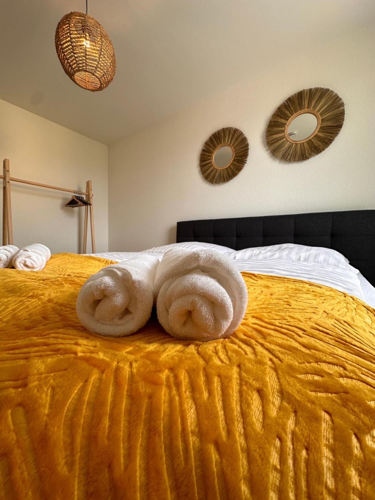 Ferienwohnung Amao-Sepia I 86Qm I King-Size Beds I Netflix I Privat Balcony I Free Parking I Near Europapark Rheinhausen Exterior foto
